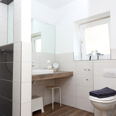 Badezimmer der Ferienwohnung Achtern Diek