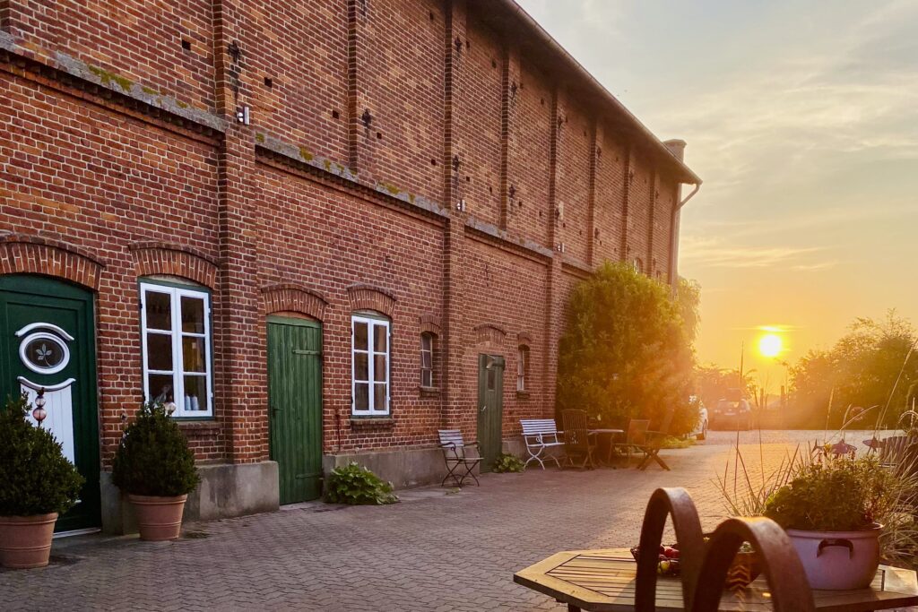 Sonnenaufgang am Hof